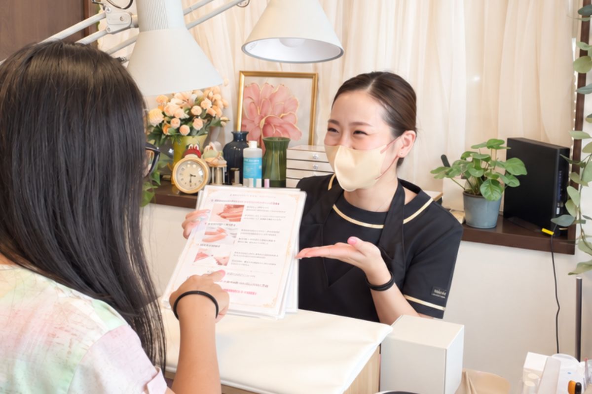 立川市 Care Bloom STEP5 極美ネイル®︎の施術開始